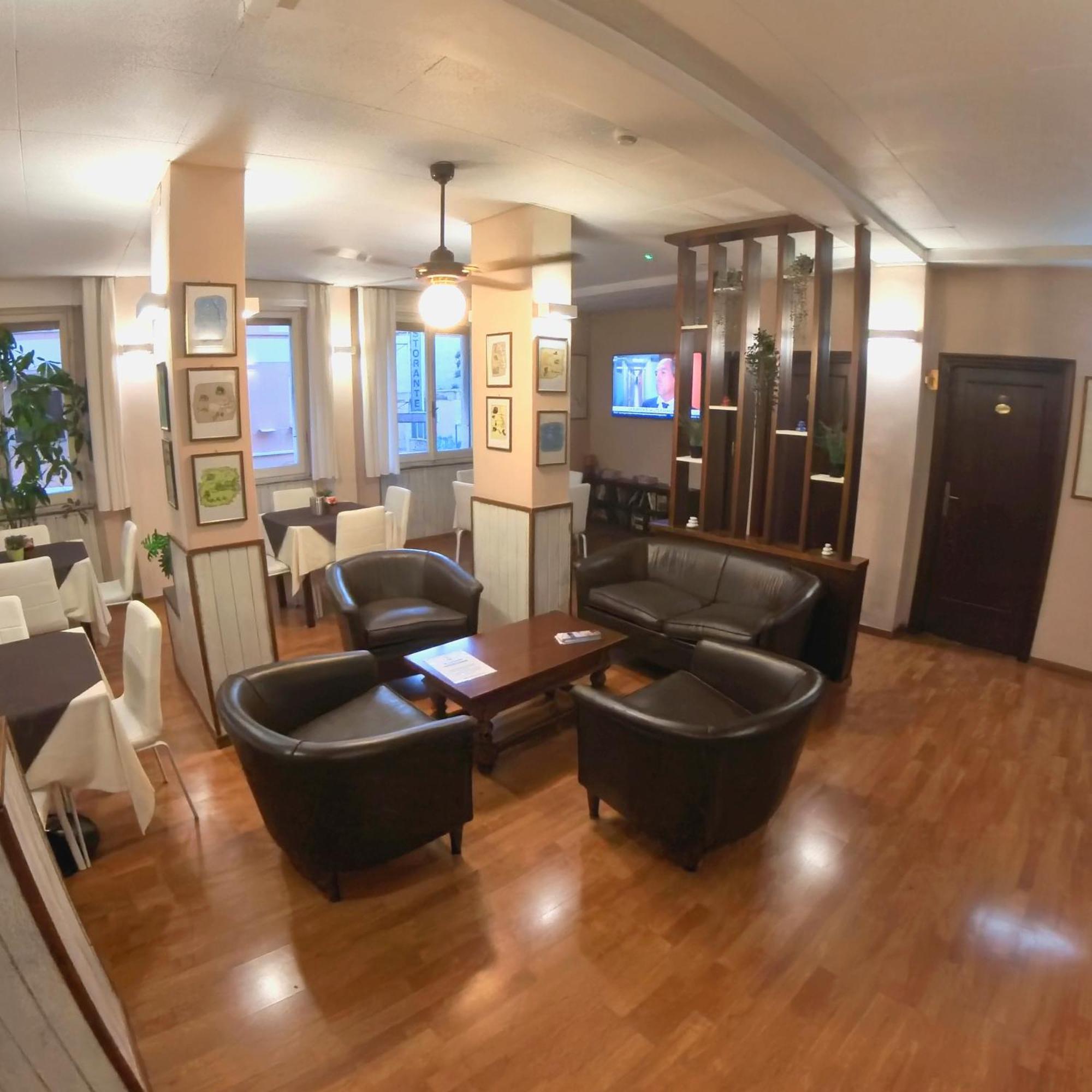 Giappone Inn Parking Hotel Livorno Exterior foto